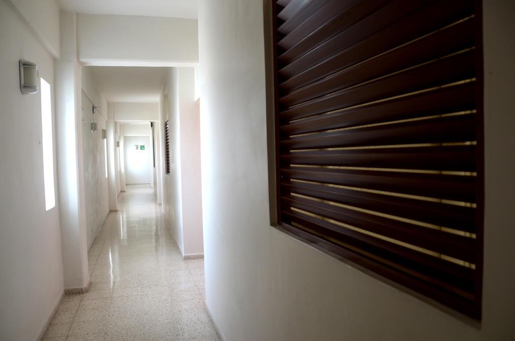 Hotel Delfines - A 2 Calles Del Acuario Veracruz Exterior foto